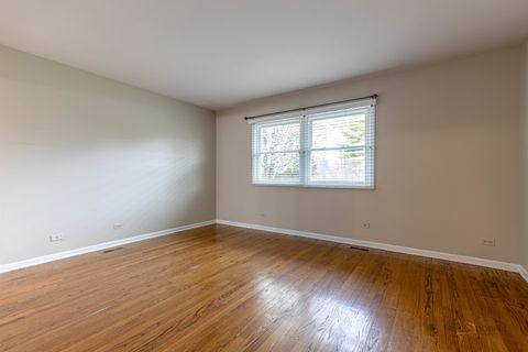 Tiny photo for 1128 Aegean Drive, Schaumburg, IL 60193 (MLS # 12612590)
