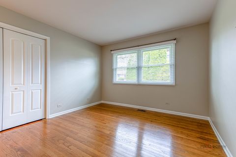 Tiny photo for 1128 Aegean Drive, Schaumburg, IL 60193 (MLS # 12612590)