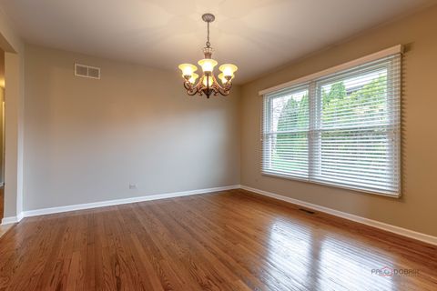 Tiny photo for 1128 Aegean Drive, Schaumburg, IL 60193 (MLS # 12612590)