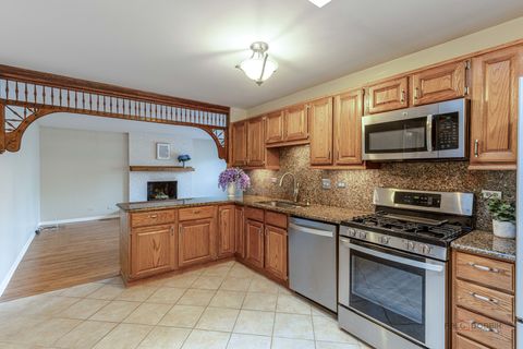 Tiny photo for 1128 Aegean Drive, Schaumburg, IL 60193 (MLS # 12612590)