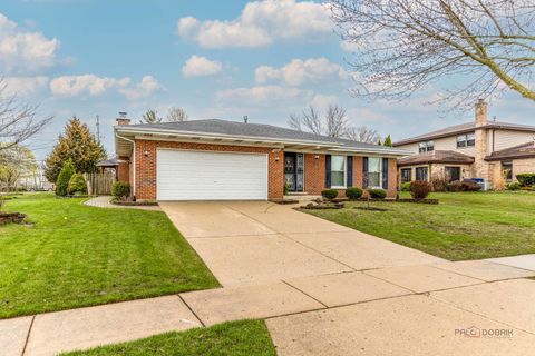 Photo of 1128 Aegean Drive, Schaumburg, IL 60193 (MLS # 12612590)