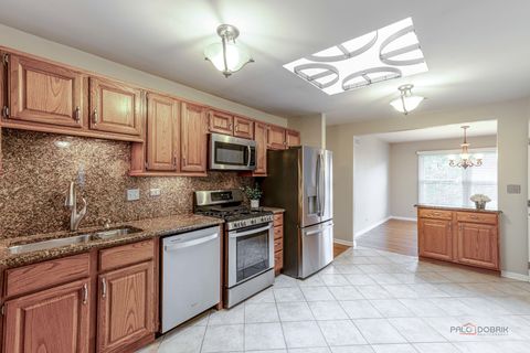 Tiny photo for 1128 Aegean Drive, Schaumburg, IL 60193 (MLS # 12612590)