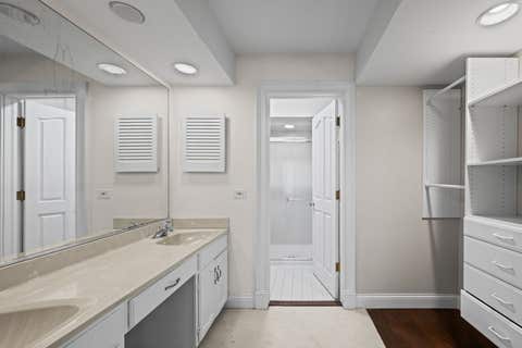 Tiny photo for 1653 N Belmont Court, Arlington Heights, IL 60004 (MLS # 12684661)