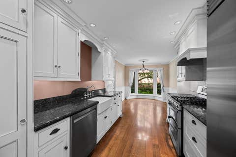 Tiny photo for 1653 N Belmont Court, Arlington Heights, IL 60004 (MLS # 12684661)