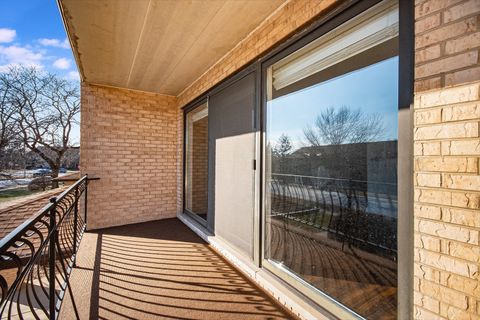 Tiny photo for 8336 160th Place #2E, Tinley Park, IL 60477 (MLS # 12532756)