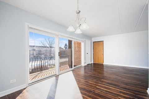 Tiny photo for 8336 160th Place #2E, Tinley Park, IL 60477 (MLS # 12532756)