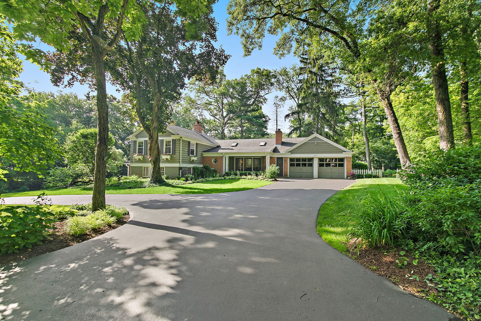601 Brookside Road