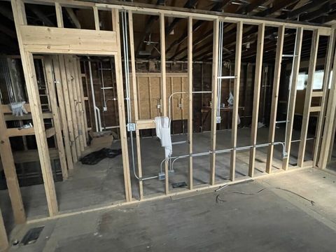 Tiny photo for 7821 S Oglesby Avenue, Chicago, IL 60649 (MLS # 12520815)