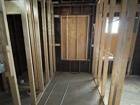 Tiny photo for 7821 S Oglesby Avenue, Chicago, IL 60649 (MLS # 12520815)