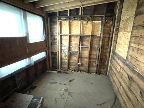 Tiny photo for 7821 S Oglesby Avenue, Chicago, IL 60649 (MLS # 12520815)