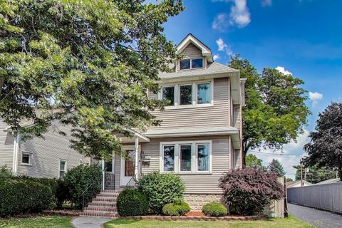 Photo of 9912 Irving Park Road, Schiller Park, IL 60176 (MLS # 12443031)