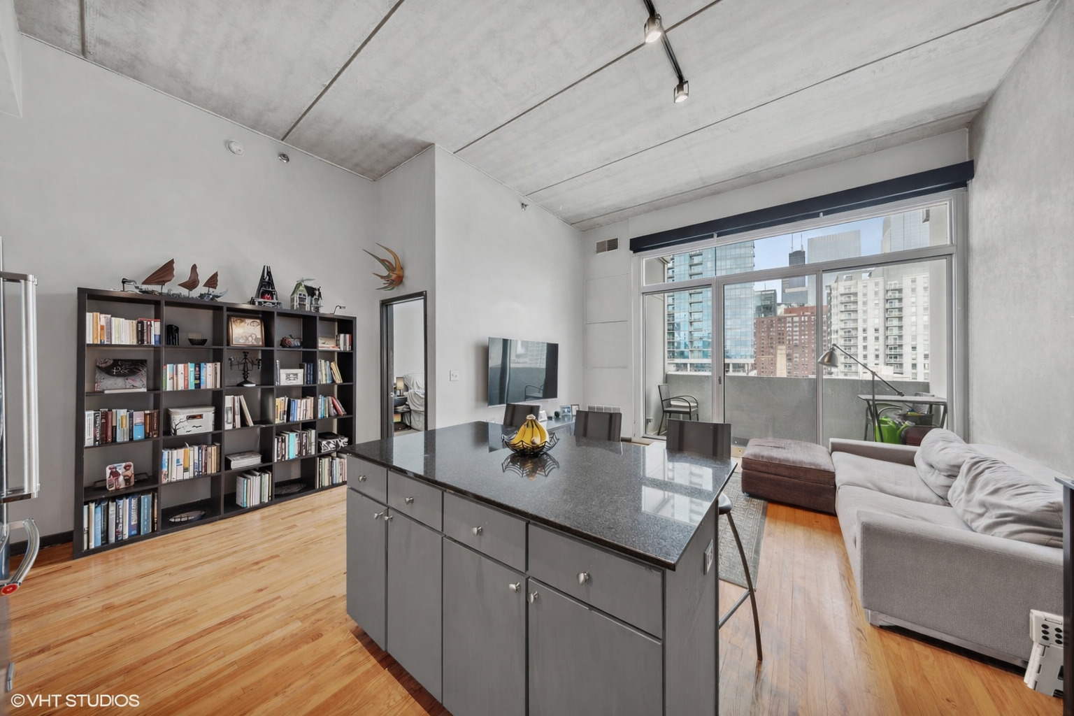 630 N Franklin Street 1101