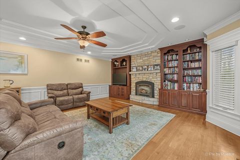 Tiny photo for 434 W Benton Avenue, Naperville, IL 60540 (MLS # 12611388)
