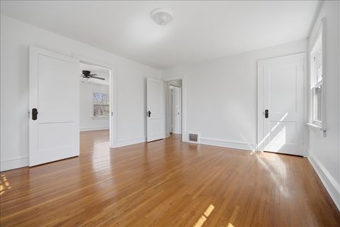 Tiny photo for 503 E Chestnut Street, Bloomington, IL 61701 (MLS # 12604364)