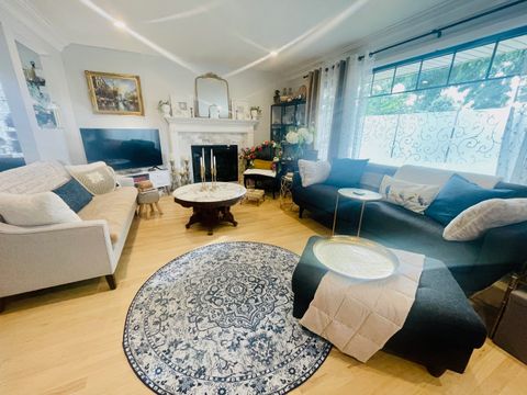 Tiny photo for 9321 S Avers Avenue, Evergreen Park, IL 60805 (MLS # 12446852)