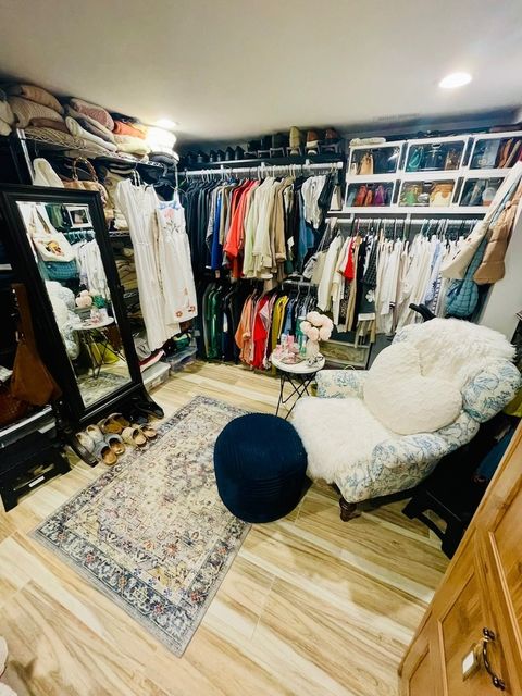 Tiny photo for 9321 S Avers Avenue, Evergreen Park, IL 60805 (MLS # 12446852)