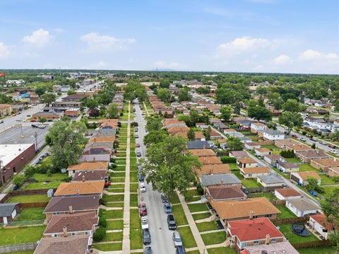 Tiny photo for 12631 S Justine Street, Calumet Park, IL 60827 (MLS # 12744355)