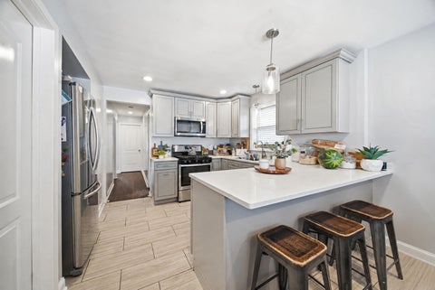 Tiny photo for 12631 S Justine Street, Calumet Park, IL 60827 (MLS # 12744355)