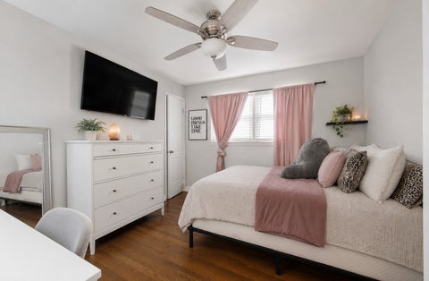 Tiny photo for 12631 S Justine Street, Calumet Park, IL 60827 (MLS # 12744355)