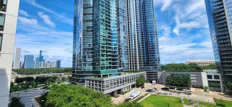 Tiny photo for 1250 S Indiana Avenue #802, Chicago, IL 60605 (MLS # 12473109)
