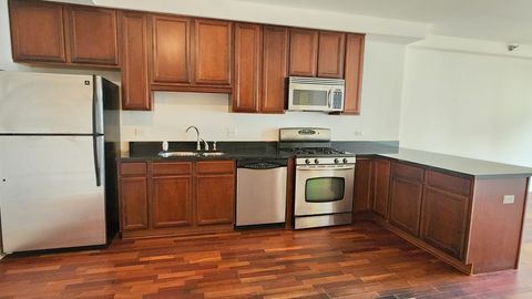 Tiny photo for 1250 S Indiana Avenue #802, Chicago, IL 60605 (MLS # 12473109)