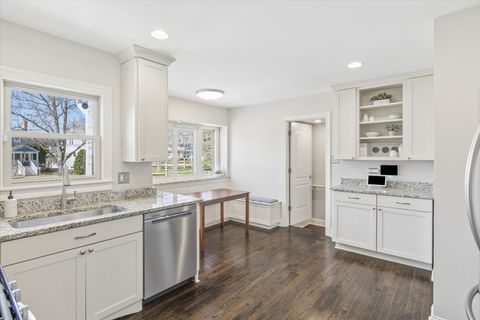 Tiny photo for 271 Sunset Avenue, Glen Ellyn, IL 60137 (MLS # 12565014)