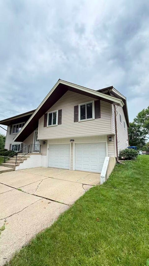 Tiny photo for 1916 Capital Court, Schaumburg, IL 60193 (MLS # 12700933)