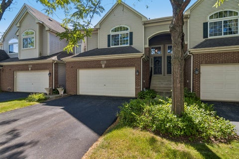 Tiny photo for 6064 Delaney Drive #5103, Hoffman Estates, IL 60192 (MLS # 12706903)