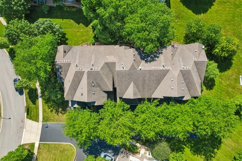 Tiny photo for 6064 Delaney Drive #5103, Hoffman Estates, IL 60192 (MLS # 12706903)