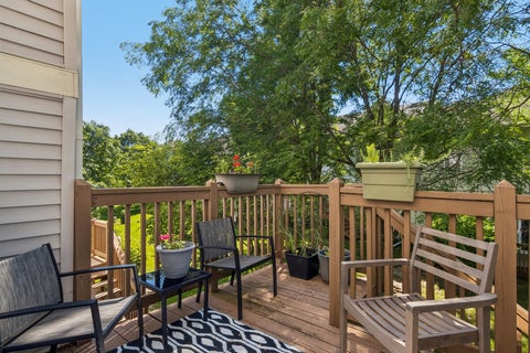 Tiny photo for 6064 Delaney Drive #5103, Hoffman Estates, IL 60192 (MLS # 12706903)