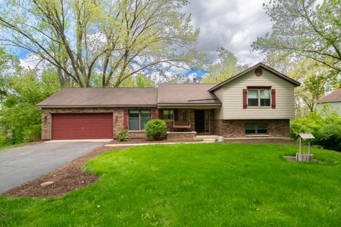 Photo of 3516 Kings Lair Drive, Spring Grove, IL 60081 (MLS # 12682100)