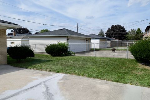 Tiny photo for 618 Marquette Avenue, Calumet City, IL 60409 (MLS # 12477154)