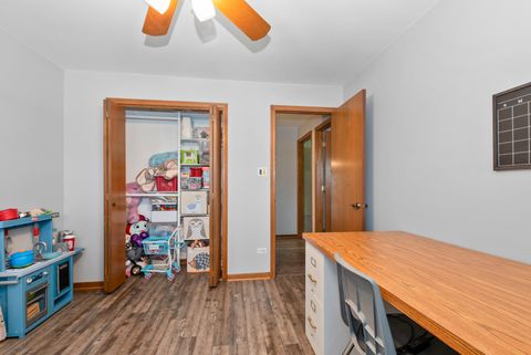 Tiny photo for 15705 Old Orchard Court #2S, Orland Park, IL 60462 (MLS # 12618748)