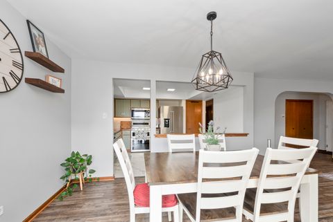 Tiny photo for 15705 Old Orchard Court #2S, Orland Park, IL 60462 (MLS # 12618748)