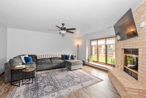 Tiny photo for 15705 Old Orchard Court #2S, Orland Park, IL 60462 (MLS # 12618748)