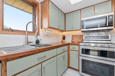 Tiny photo for 15705 Old Orchard Court #2S, Orland Park, IL 60462 (MLS # 12618748)