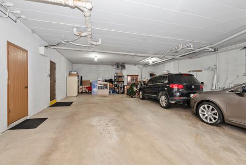 Tiny photo for 15705 Old Orchard Court #2S, Orland Park, IL 60462 (MLS # 12618748)