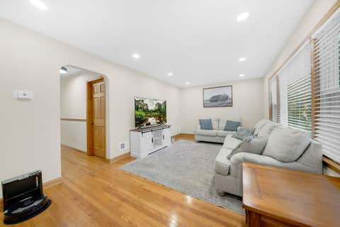 Tiny photo for 11151 S Christiana Avenue, Chicago, IL 60655 (MLS # 12645708)