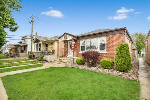 Tiny photo for 11151 S Christiana Avenue, Chicago, IL 60655 (MLS # 12645708)