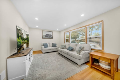 Tiny photo for 11151 S Christiana Avenue, Chicago, IL 60655 (MLS # 12645708)