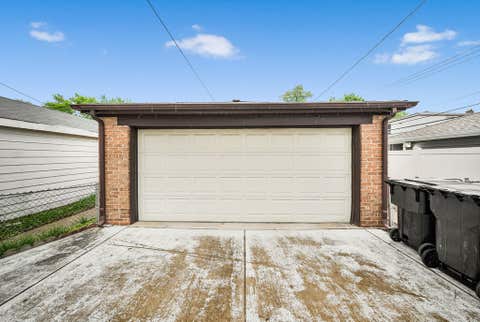 Tiny photo for 11151 S Christiana Avenue, Chicago, IL 60655 (MLS # 12645708)