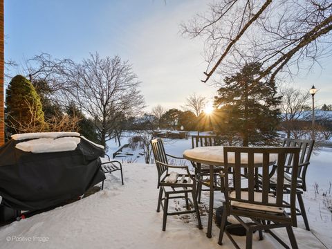 Tiny photo for 2535 Stonebridge Lane, Northbrook, IL 60062 (MLS # 12556112)