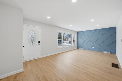 Tiny photo for 14223 University Avenue, Dolton, IL 60419 (MLS # 12626375)