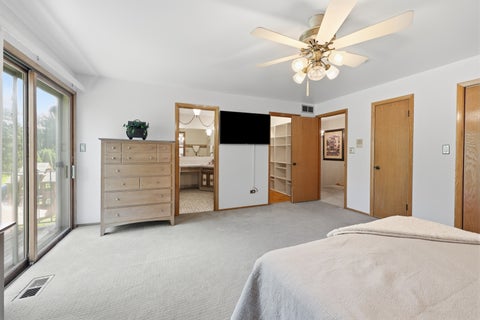 Tiny photo for 705 Ruskin Drive, Elk Grove Village, IL 60007 (MLS # 12739476)