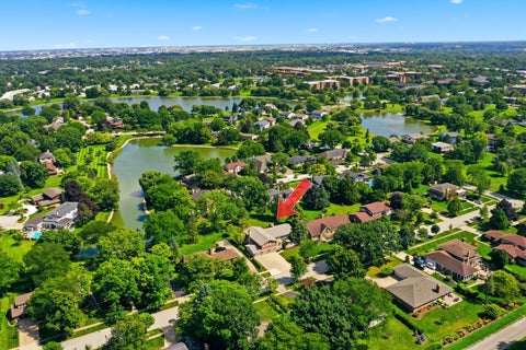 Tiny photo for 705 Ruskin Drive, Elk Grove Village, IL 60007 (MLS # 12739476)