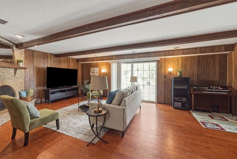Tiny photo for 705 Ruskin Drive, Elk Grove Village, IL 60007 (MLS # 12739476)