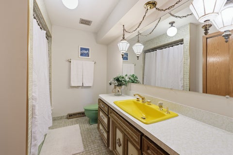 Tiny photo for 705 Ruskin Drive, Elk Grove Village, IL 60007 (MLS # 12739476)