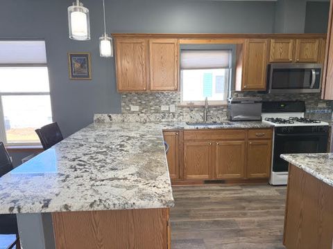 Tiny photo for 76 ROCKING HORSE Lane, Grayslake, IL 60046 (MLS # 12589120)