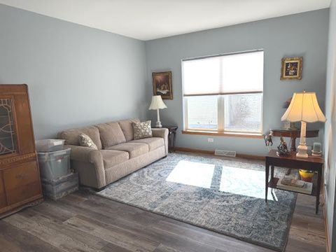 Tiny photo for 76 ROCKING HORSE Lane, Grayslake, IL 60046 (MLS # 12589120)