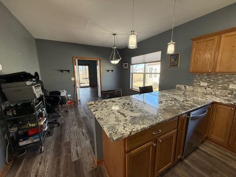 Tiny photo for 76 ROCKING HORSE Lane, Grayslake, IL 60046 (MLS # 12589120)